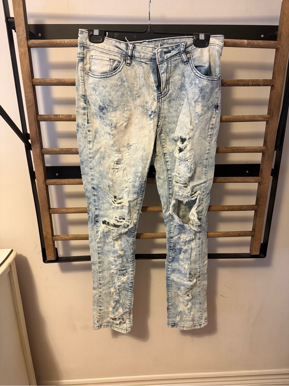 MINKPINK Distressed Acid Wash Light Blue Skinny Jeans